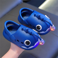 Sandálias e chinelos infantis em formato de tubarão com iluminação LED  Azul