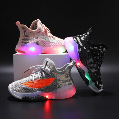 Chaussures de sport luminescentes à blocs de couleur pour tout-petit garçon