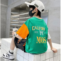 Boys' fashionable and trendy contrasting color loose casual suits boys' handsome short-sleeved shorts two-piece suits  Green