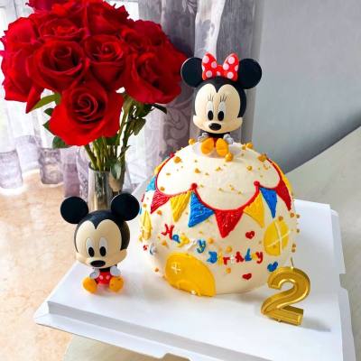 Mickey cake ornaments bobble head minnie mickey mouse cartoon toy