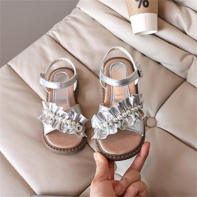 Medium and large children's ruffled lace sandals