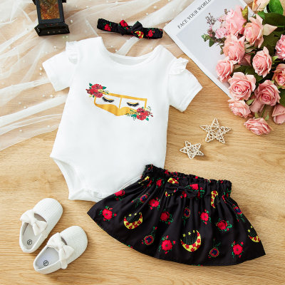 بذلة رومبر قصيرة الأكمام لطفلة الرضيع بتصميم يحتوي على طبعة وردة وقمر، مع تنورة