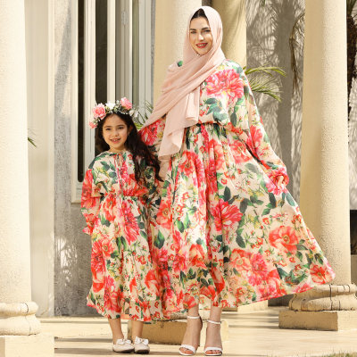 Sweet Floral Print Long Sleeve Dress for Mom and Me