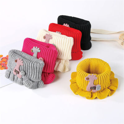 Toddler knitted 3D Cartoon Pattern Scarf（Pony color is random: pink or gray）