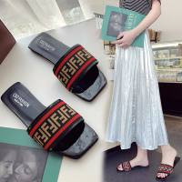Simple and fashionable English stitching collision women's casual slippers  Black