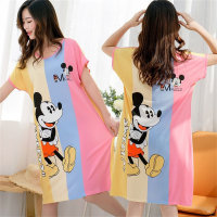 Conjunto de pijama com estampa do Mickey Mouse para meninas adolescentes  multicolorido