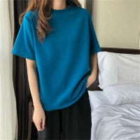 Teen girl solid color t-shirt  Blue