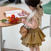 Traje de estilo coreano para niños, novedad de verano 2023, top floral sin mangas, pantalones cortos florales, traje de dos piezas para niñas pequeñas y medianas  Caqui