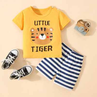2-teiliges Kurzarm-T-Shirt mit Buchstaben- und Tiger-Aufdruck für Kleinkinder und Jungen aus reiner Baumwolle und gestreifte Shorts