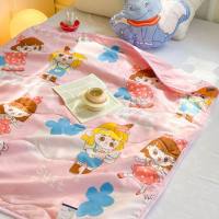 Strawberry Bear Skin-friendly Summer Cool Quilt Children's Air Conditioning Quilt Cartoon Machine Washable Summer Cooling Quilt  Multicolor
