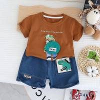 Novedad de verano, jersey de dos piezas a la moda informal para niños, camiseta de manga corta para niño, pantalones cortos vaqueros de dinosaurio para bebé  café