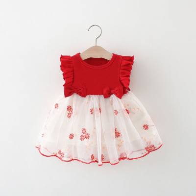 Novo vestido de verão para meninas com duas flores bordadas de borboleta e pequenas mangas voadoras bebê menina estilo coreano saia de malha de emenda