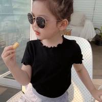 Kurzarm-T-Shirt aus Eisseide, neue koreanische Version, Mädchen und Babys, vielseitige Sommerkleidung, gestreifte, stilvolle Oberteile mit Pilzkanten für Kinder und Kinder mittleren Alters  Schwarz
