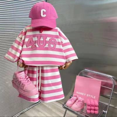 Summer new boys and girls suits, handsome short-sleeved T-shirts, children's baby street casual sports shorts, trendy