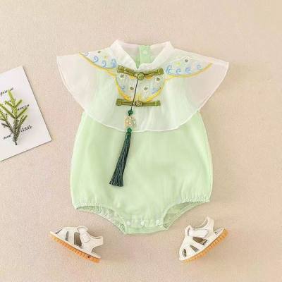 Bebê de uma peça roupas de verão novo bebê de uma peça estilo chinês recém-nascido de um mês de idade de cem dias peido-cobrindo triângulo harém