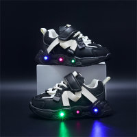 Children's sports shoes with light  Black