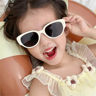 Óculos de sol retrô com proteção solar infantil