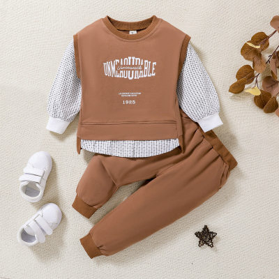 Toddler Boy 2 in 1 felpa patchwork stampata lettera e pantaloni a matita