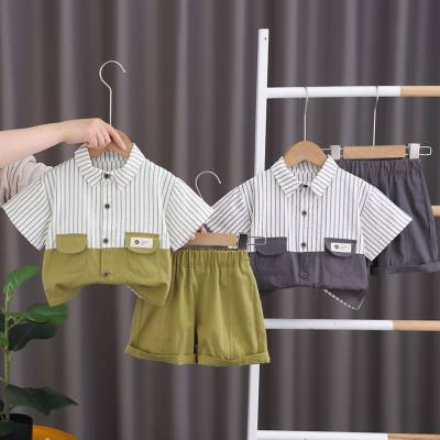 Meninos roupas de verão do bebê de manga curta terno 2024 nova camisa das crianças de verão terno de duas peças do bebê roupas infantis tendência