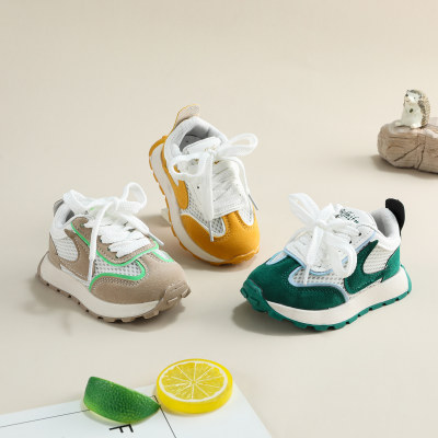 Sneakers con lacci patchwork a blocchi di colore per bambini