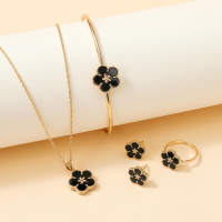 4-teiliger Blumen-Armreif für Kinder und Mädchen mit passender Halskette, Ohrsteckern und Ring  Schwarz