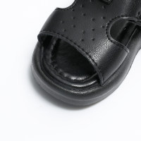 Sneakers in velcro con punta aperta in tinta unita per bambino  Nero