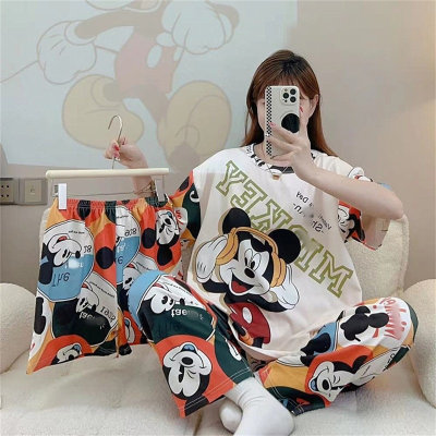 Conjunto de pijama de tres piezas para niña con dibujos animados de Mickey