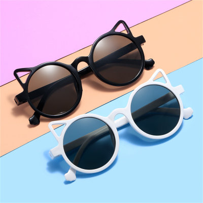 Fashionable and personalized UV resistant glasses