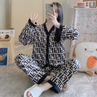 Conjunto de pijama feminino com estampa de seda gelada de 2 peças  Preto