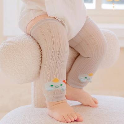 Thin cute cartoon baby crawling protective gear with long socks