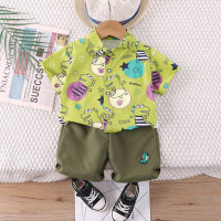Conjunto de camisa de lapela com estampa fofa de desenho animado para meninos  Verde
