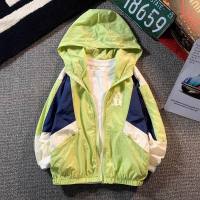 Boys' thin and breathable sun protection clothing for middle and large children, children's sun protection and UV protection jacket  Green