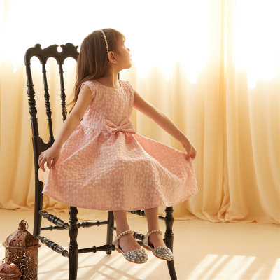 Vestido sin mangas con decoración de lazo de color liso para niña pequeña