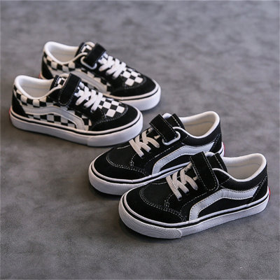 Middle and large children's plaid velcro canvas shoes