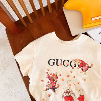 Niedliches Baby-Cartoon-Muster-Top-Shirt für Kinder aus reiner Baumwolle, kurzärmeliges T-Shirt im neuen Stil 2024 für Jungen und Mädchen im Sommer  Weiß