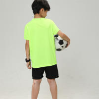 Terno infantil de verão para meninos, camiseta elástica de manga curta com secagem rápida ao ar livre, shorts elásticos, roupa esportiva  Verde