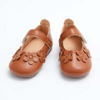 Zapatos planos de velcro con decoración de flores de color sólido para niña pequeña  marrón