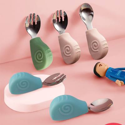 Infant silicone fork spoon baby eating silicone short handle stainless steel curved spoon feeding spoon tableware