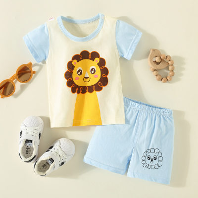 Conjuntos de pijamas con top y pantalones cortos de dibujos animados de león para niños pequeños