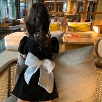 Falda Polo hueca con lazo trasero para niñas, ropa para niños, vestido coreano de verano, estilo universitario de manga corta, 2024  Negro