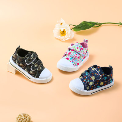 حذاء قماش فيلكرو مطبوع بالزهور للأطفال الصغار