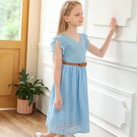 2023 Frühling und Sommer Amazon grenzüberschreitendes beliebtes einfaches und modisches hohles blaues ärmelloses Kleid mit V-Ausschnitt für Mädchen  Blau