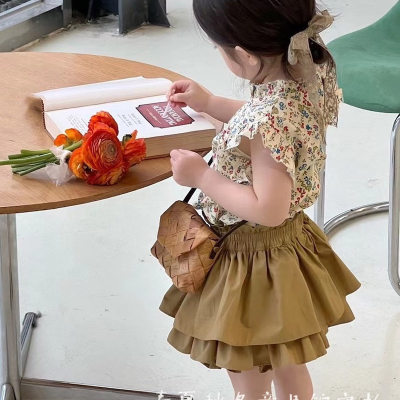 Terno estilo coreano infantil 2023 verão novo floral sem mangas top floral shorts terno de duas peças para meninas pequenas e médias