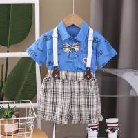2024 crianças verão novo estilo menino bonito vestido de um ano terno bebê menino casual manga curta suspensórios terno de duas peças  Azul