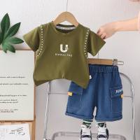 مجموعة ملابس الصيف للأولاد 2024 ملابس الصيف الجديدة للأطفال الأبجدية الطفل الصيف قصيرة الأكمام قطعتين مجموعة  أخضر