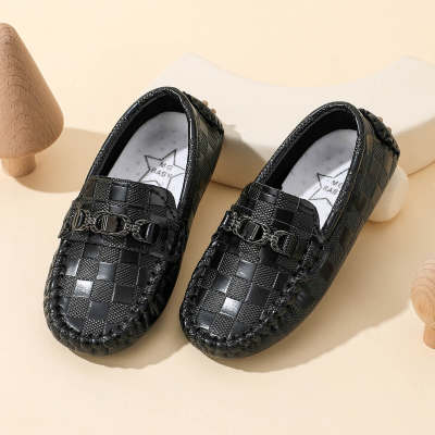 Zapatos planos sin cordones con decoración de letras en color liso para niños pequeños