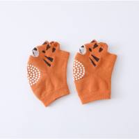 Calcetines de felpa para bebé de primavera y verano, equipo protector antideslizante y anticaída con puntos, rodilleras para bebé  Multicolor