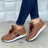 New color matching round toe shallow mouth lace-up casual sports shoes  Brown