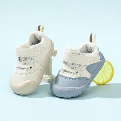 Sapatos de velcro color block para crianças