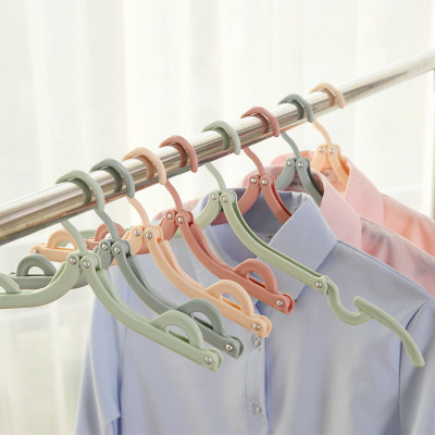 5 Pack Extendable Non-Slip Coat Hangers